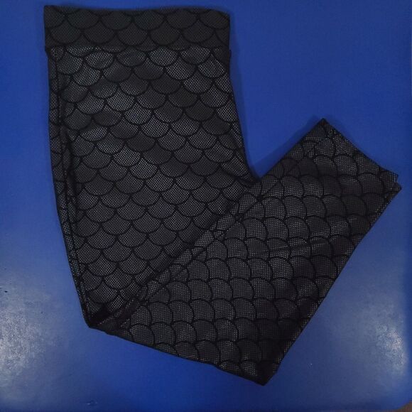 Torrid Black/Blue Metallic Mermaid Scale Leggings Size 3 (3X) Cosplay  Halloween - Picture 3 of 16